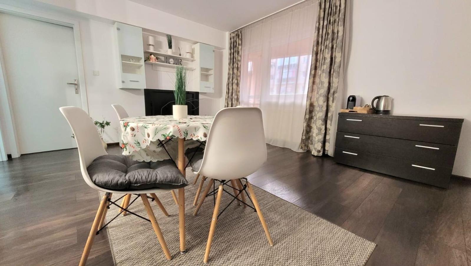 Studio Fortuna Park Sfantu Gheorghe  ภายนอก รูปภาพ