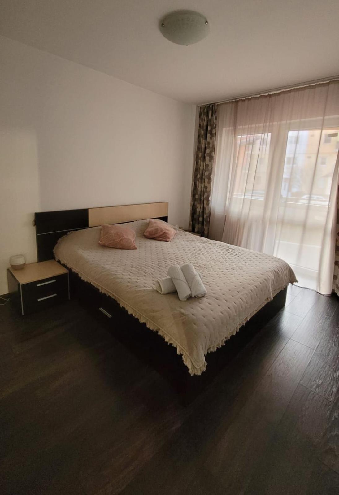 Studio Fortuna Park Sfantu Gheorghe  ภายนอก รูปภาพ